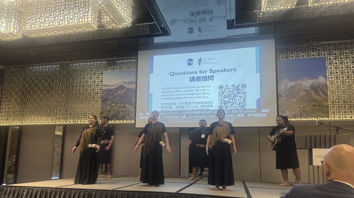 Te Pā Tū’s closing blessing at the joint conference